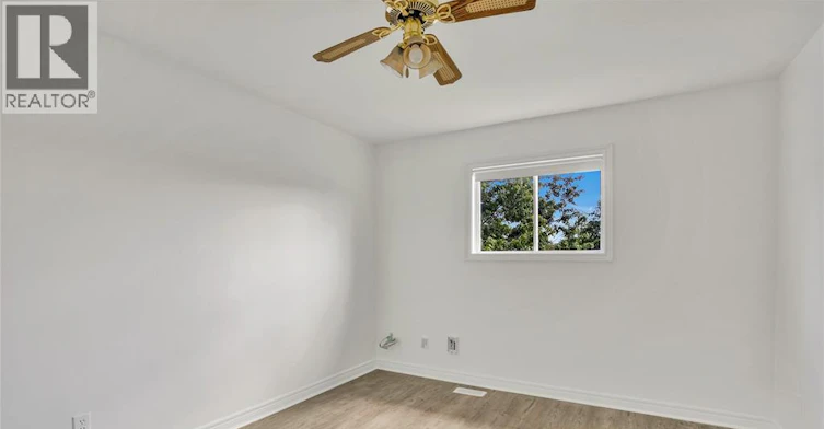 1272 Pacific SOUTH, Windsor, ON, N8X 5A2 - 10