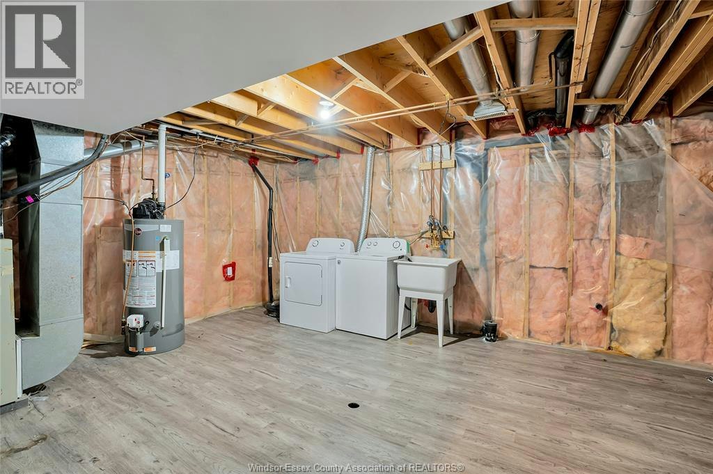 1272 Pacific SOUTH, Windsor, ON, N8X 5A2 - 18