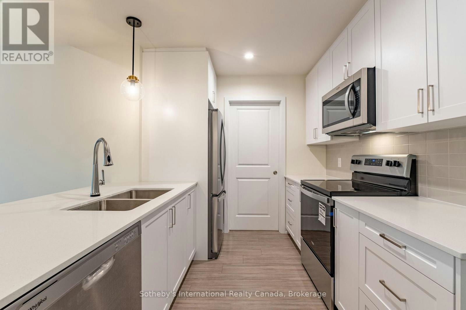418-121 Mary Street, Clearview, ON, L0M 1G0 - 4