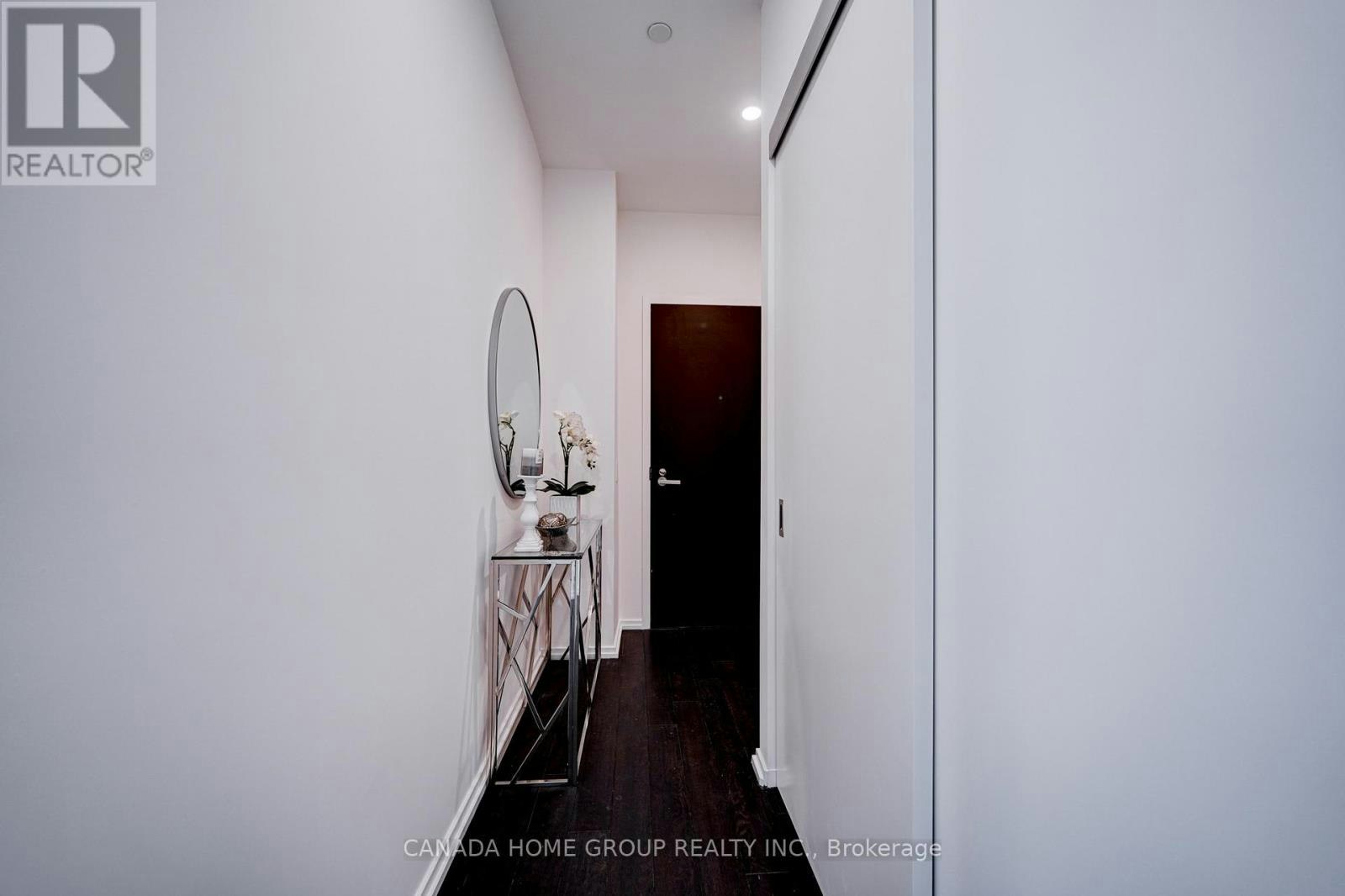 3605-197 Yonge Street, Toronto, ON, M5B 0C1 - 6