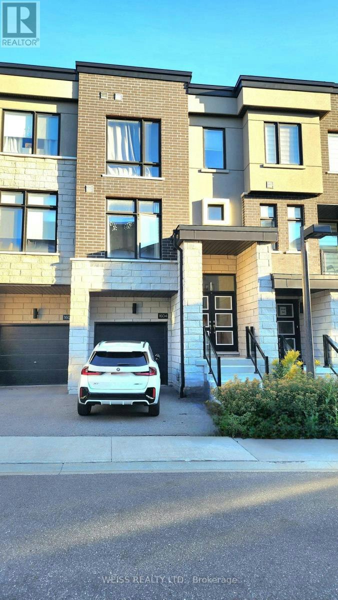 1604 Moonbeam Glen, Pickering, ON, L1X 0H9