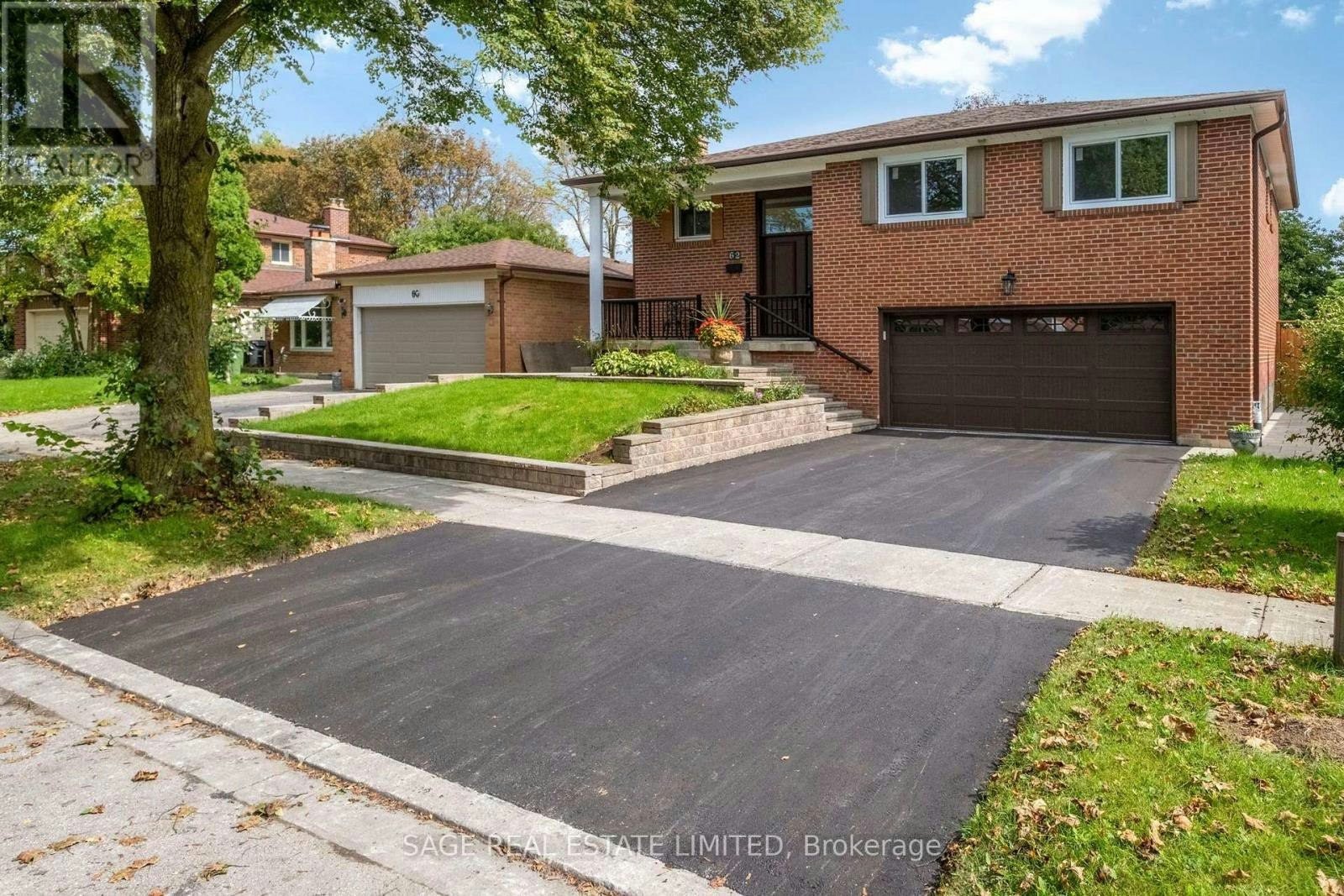 62 Ovendon Square, Toronto, ON, M1S 2M5 - 3