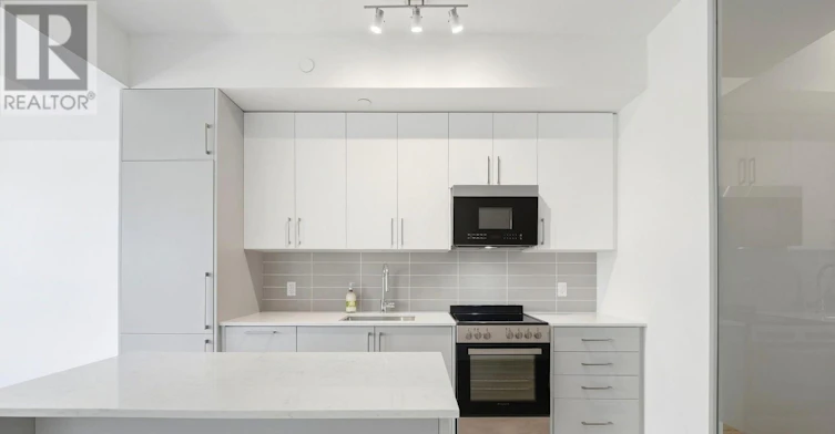 219-2075 King Road, King, ON, L7B 0R6 - 10