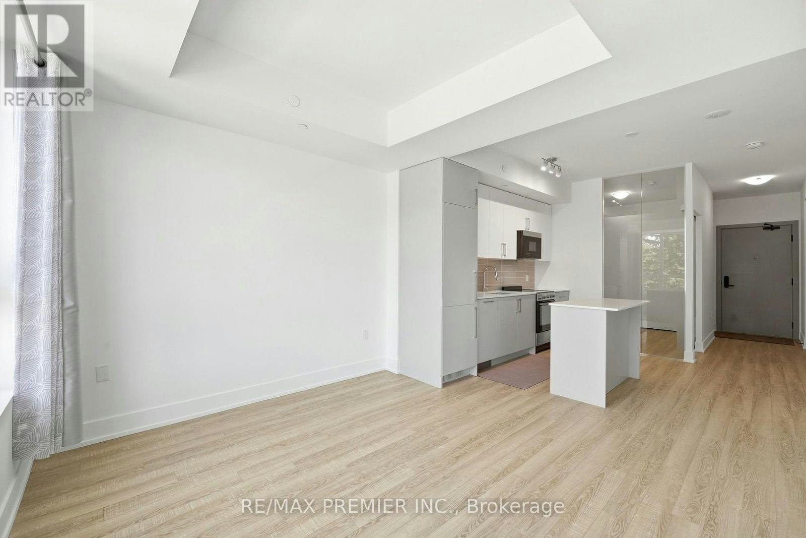 219-2075 King Road, King, ON, L7B 0R6 - 7