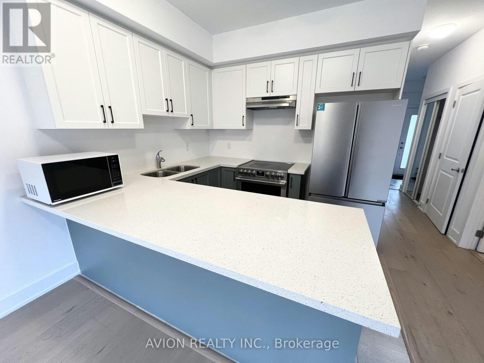 31 Gateway Drive, Barrie, ON, L9J 0V5 - 8