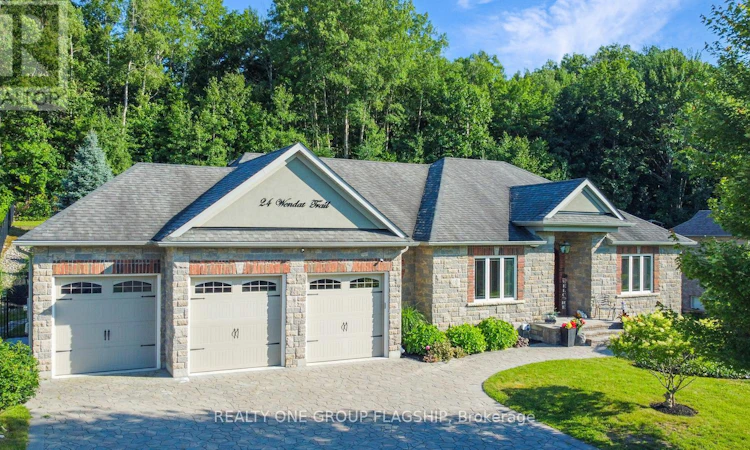24 Wendat Trail E