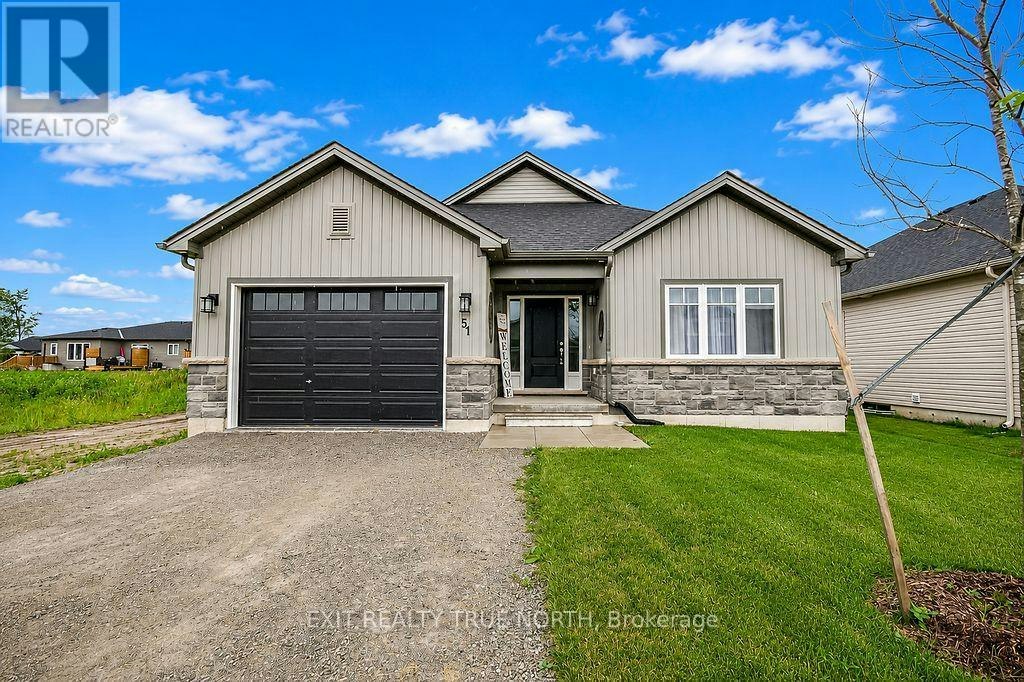 51 Harold Avenue, Severn, ON, L0K 1E0