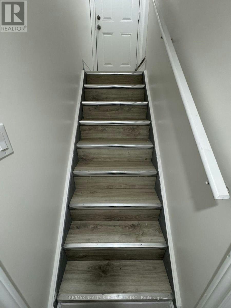 7 Buttonwood (Basement Road, Brampton, ON, L6P 4J9 - 14