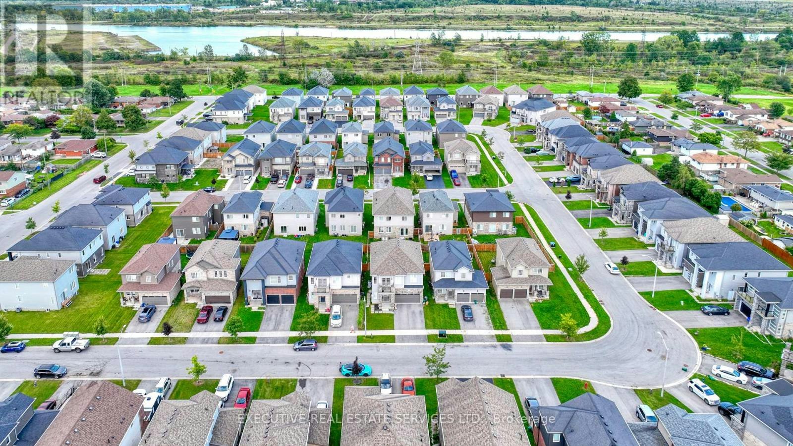 UPPER-57 Bethune Avenue, Welland, ON, L3B 5W2 - 2