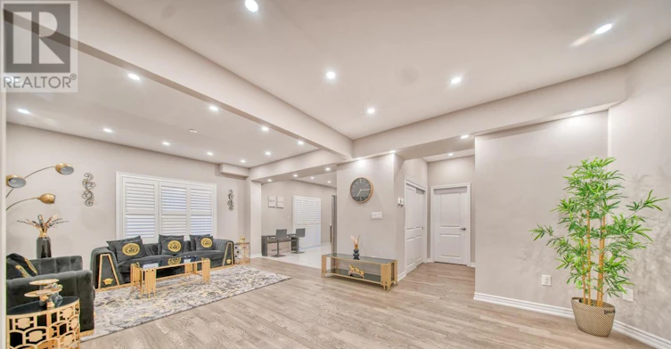 UPPER-57 Bethune Avenue, Welland, ON, L3B 5W2 - 14
