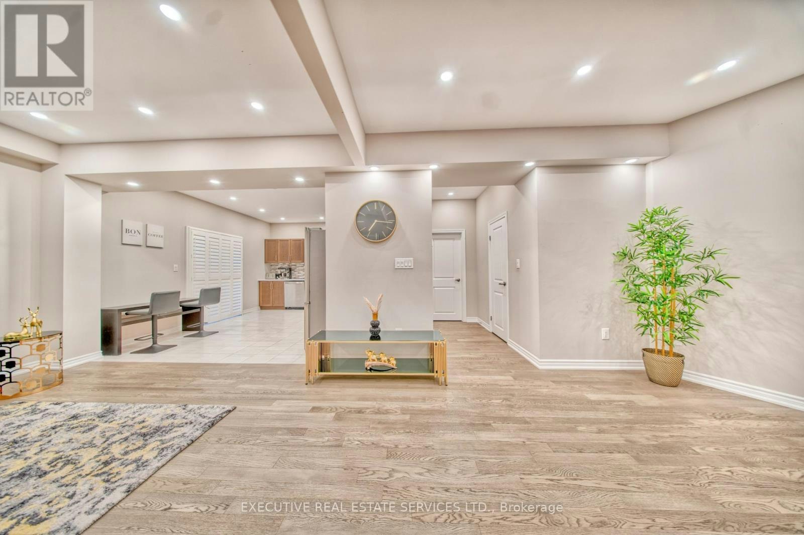 UPPER-57 Bethune Avenue, Welland, ON, L3B 5W2 - 17