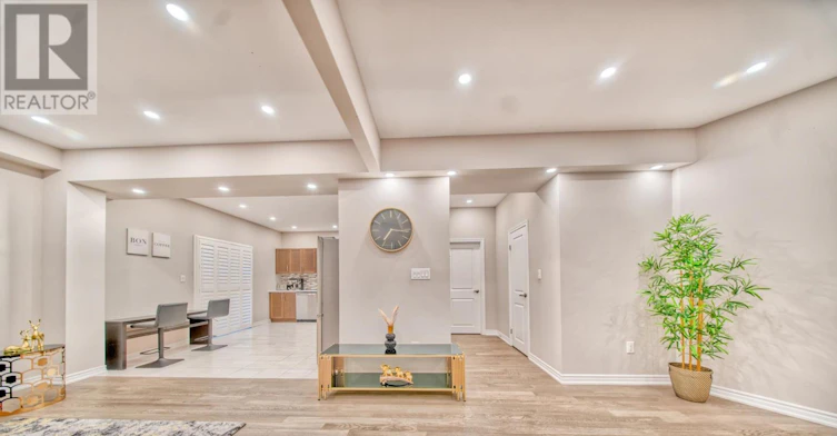 UPPER-57 Bethune Avenue, Welland, ON, L3B 5W2 - 17