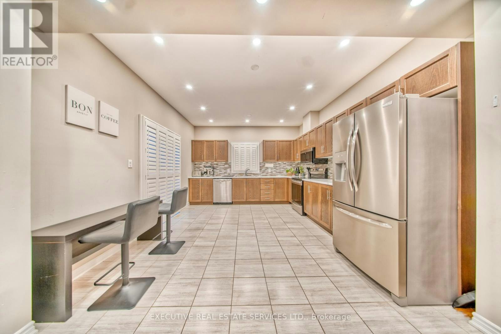UPPER-57 Bethune Avenue, Welland, ON, L3B 5W2 - 18