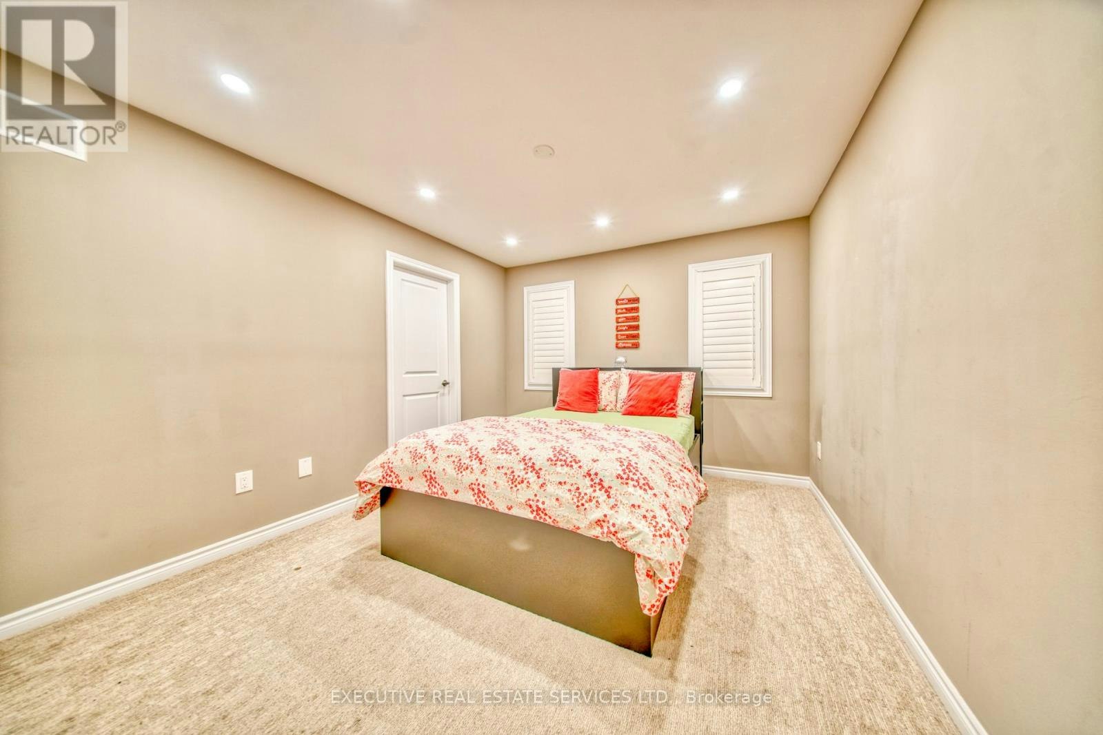 UPPER-57 Bethune Avenue, Welland, ON, L3B 5W2 - 32