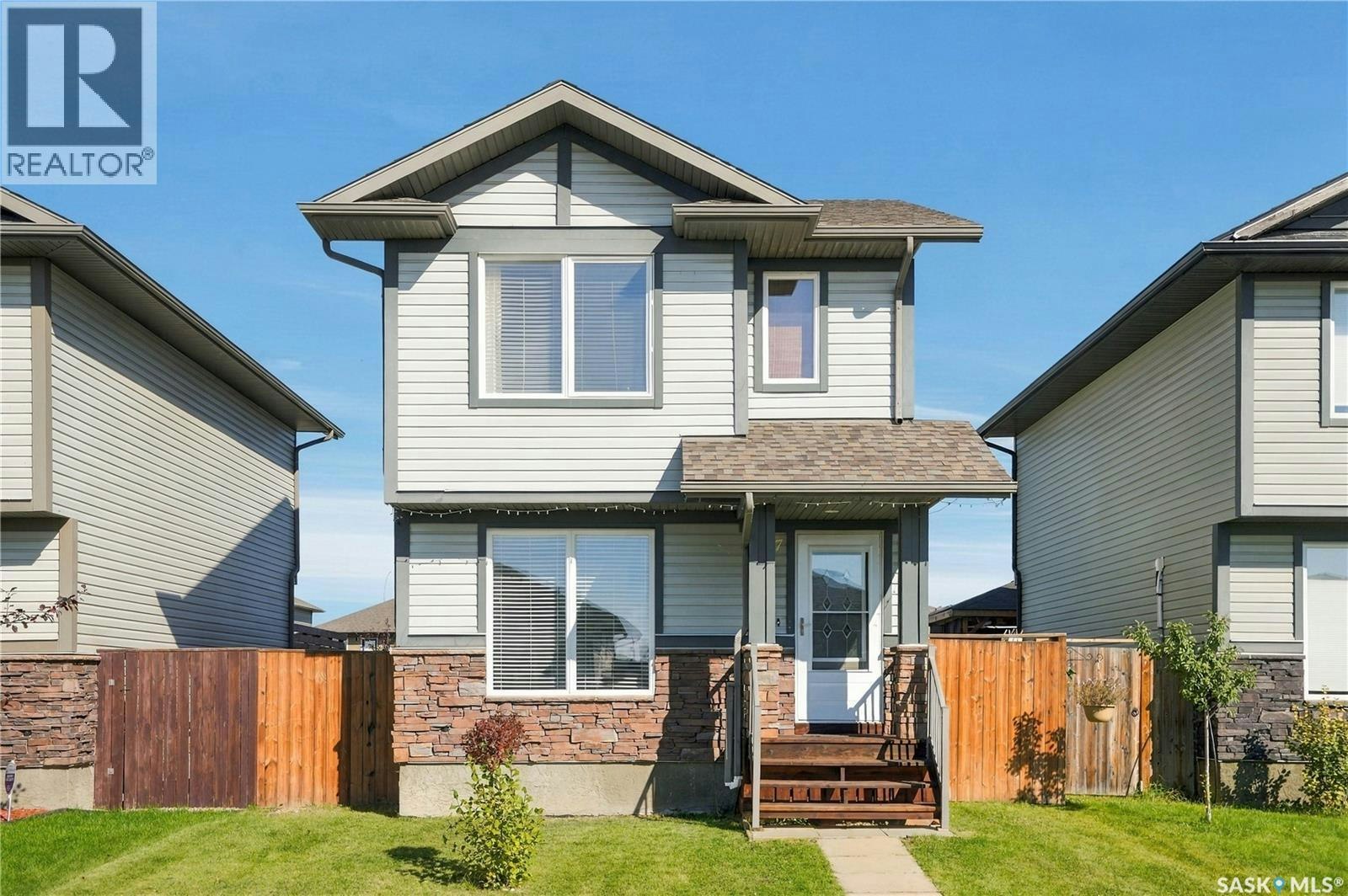 927 Glenview Cove, Martensville, SK, S0K 0A2