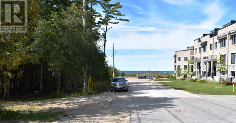 16 Albert Street, Wasaga Beach, ON, L9Z 2M2 - 2