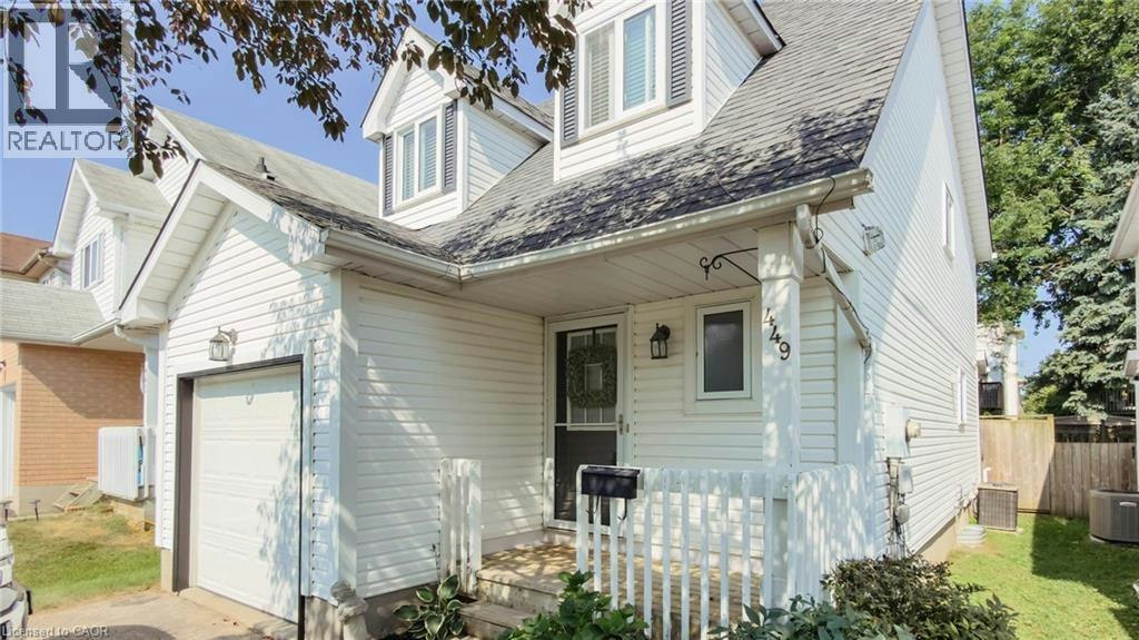 449 Exmoor Street, Waterloo, ON, N2K 3T7