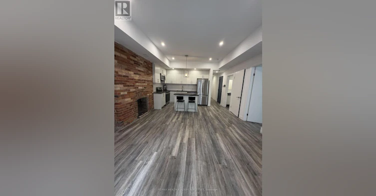 4-215 Jarvis Street, Toronto, ON, M5B 2C1 - 2