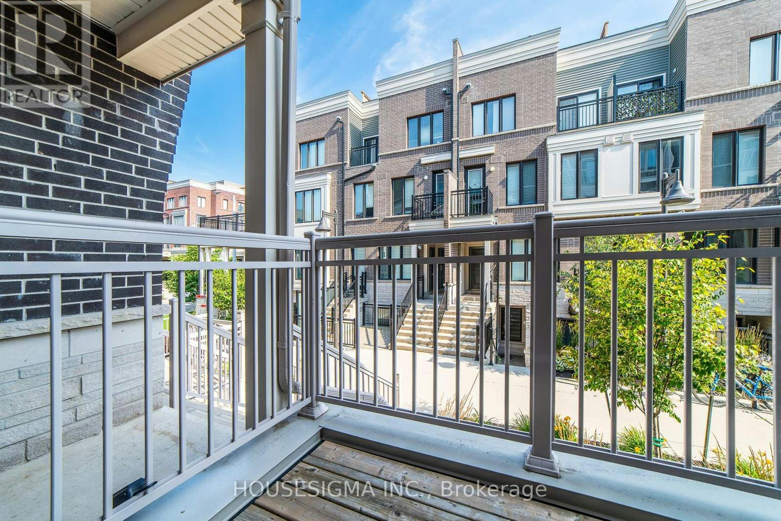 23-140 Long Branch Avenue, Toronto, ON, M8W 0B1 - 11