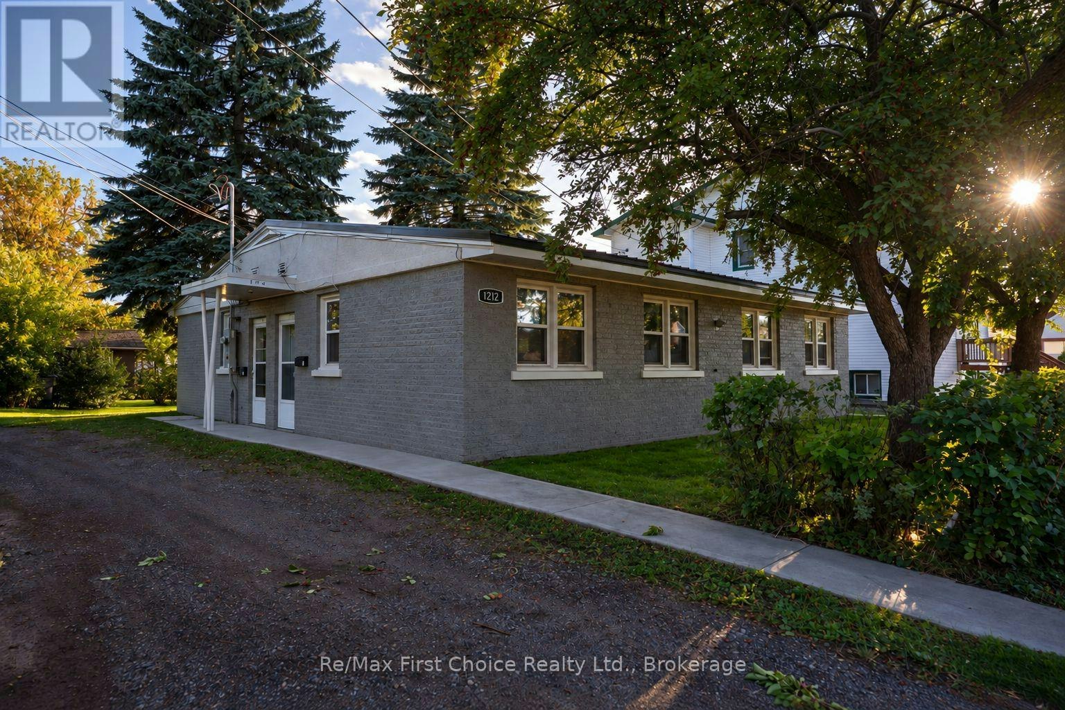 1212 Walsh Street E, Thunder Bay, ON, P7E 4V4