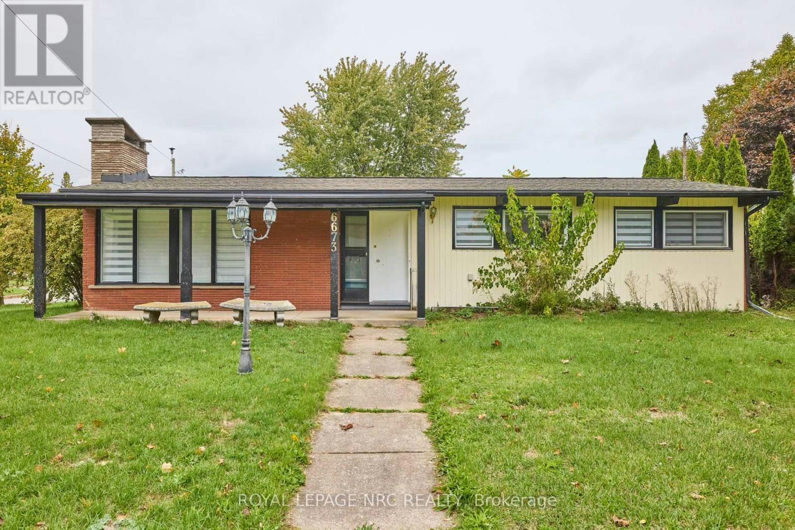 6673 Huggins Street, Niagara Falls, ON, L2J 1H5