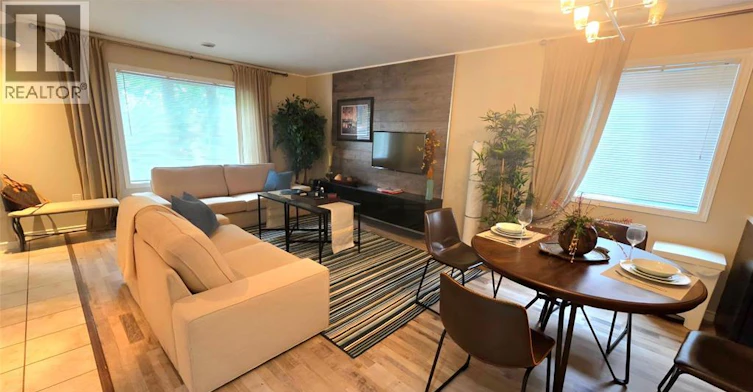 5-1811 Northway, Windsor, ON, N9B 3M1 - 3
