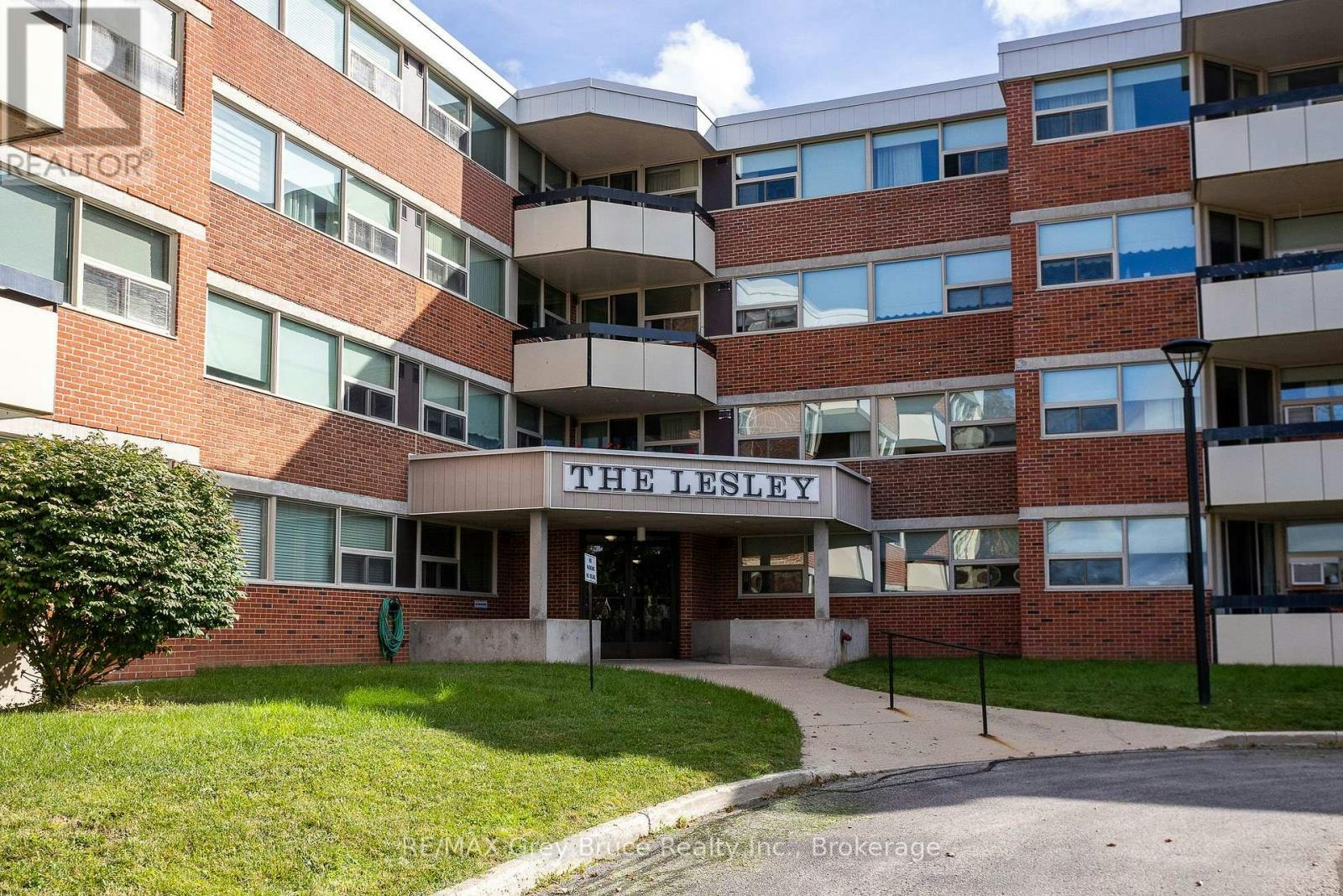 401-860 9 Street E, Owen Sound, ON, N4K 1R2