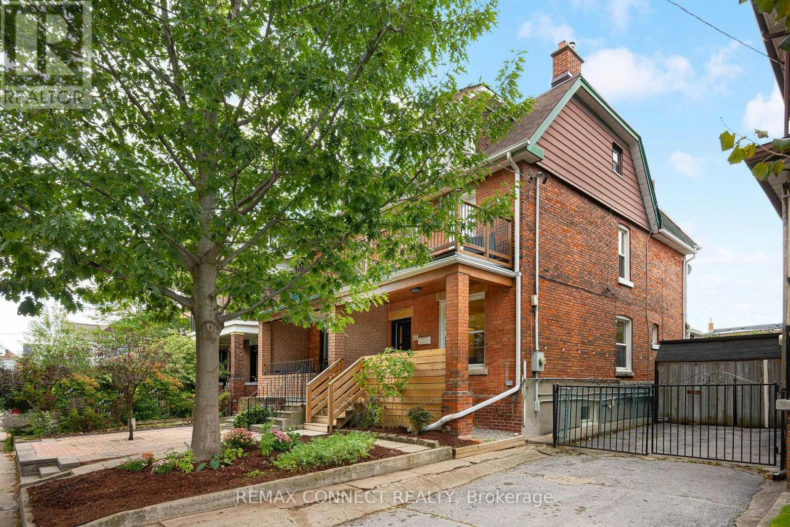 17 Muir Avenue, Toronto, ON, M6H 1E7