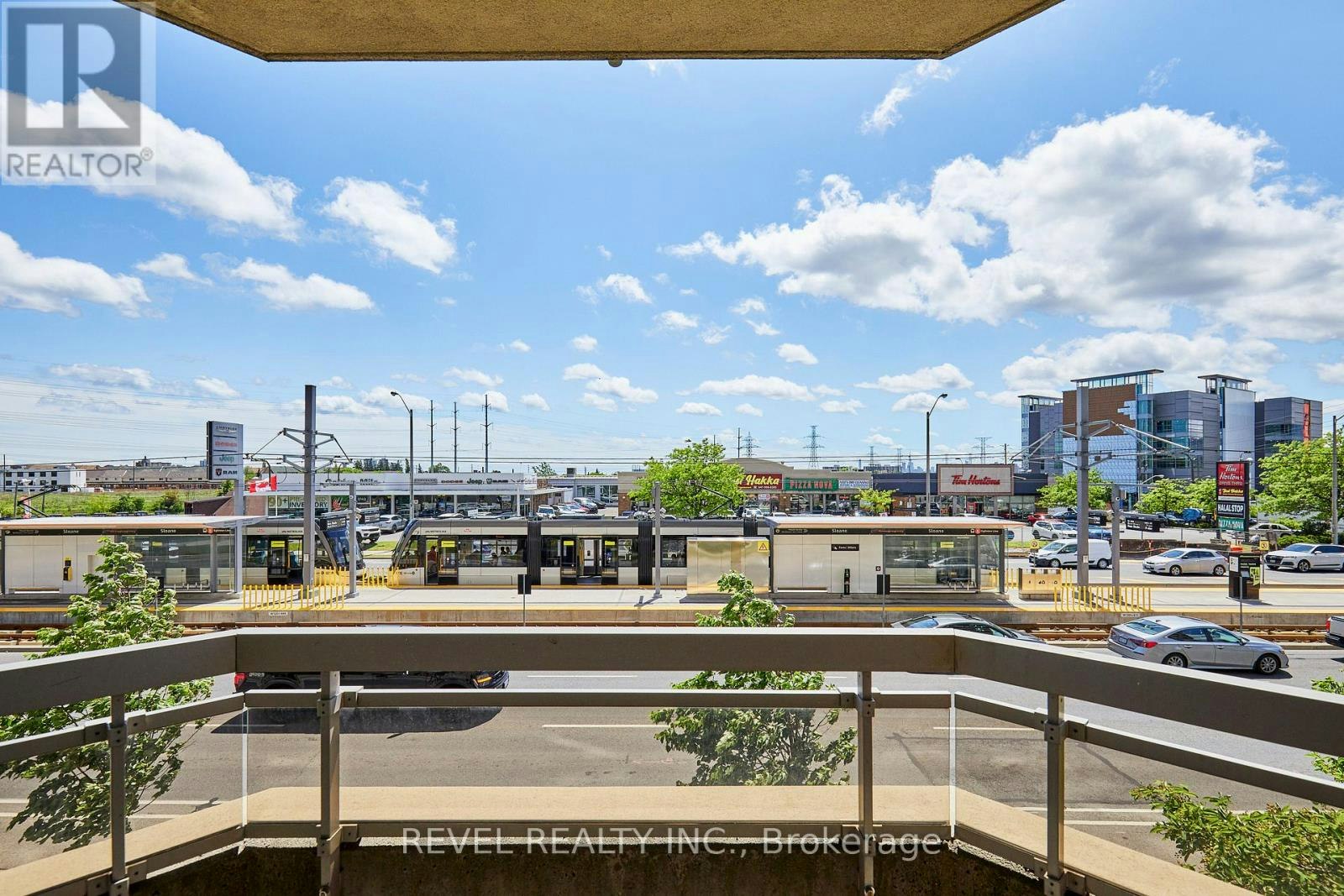 210-1700 Eglinton Avenue E, Toronto, ON, M4A 2X4