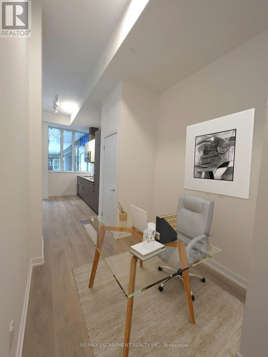 115-150 Logan Avenue, Toronto, ON, M4M 0E4 - 5