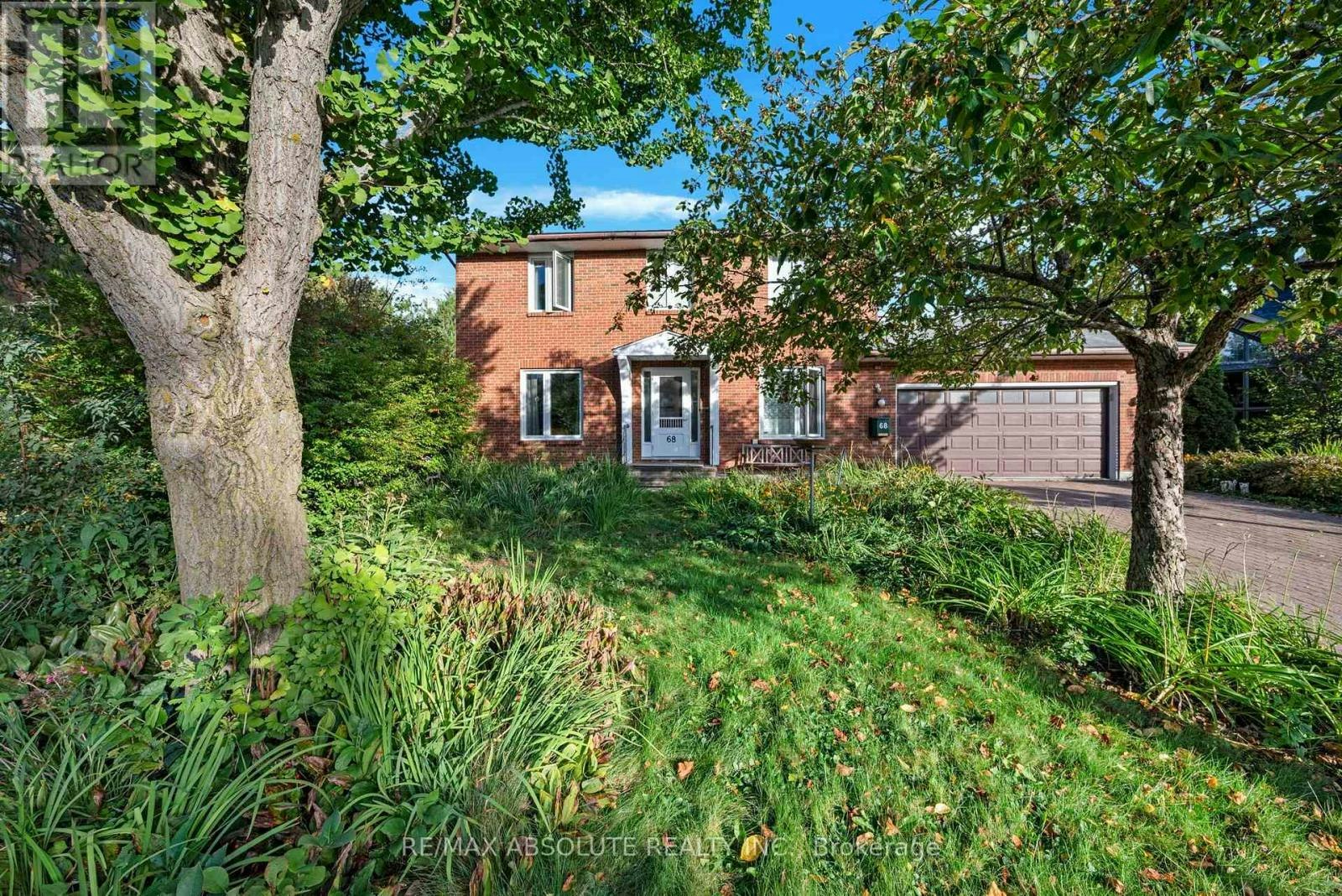 68 Country Club Drive, Ottawa, ON, K1V 9Y7