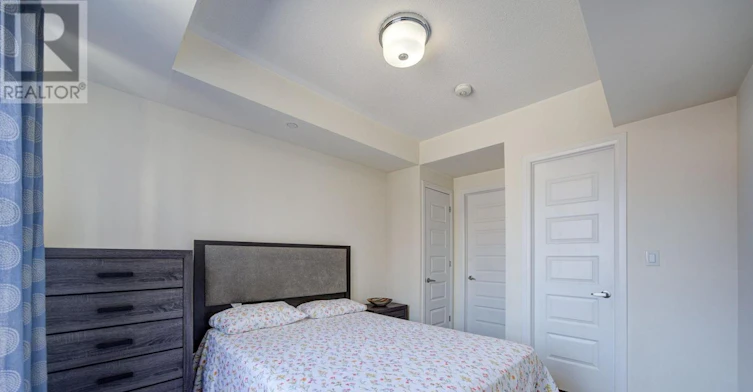 302-2 Adam Sellers Street, Markham, ON, L6B 1P2 - 30