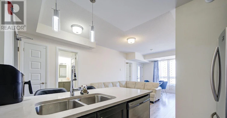 302-2 Adam Sellers Street, Markham, ON, L6B 1P2 - 14