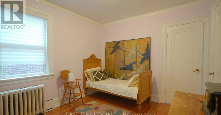MAIN-2 Larkin Avenue, Toronto, ON, M6S 1L8 - 13