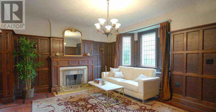 MAIN-2 Larkin Avenue, Toronto, ON, M6S 1L8 - 2