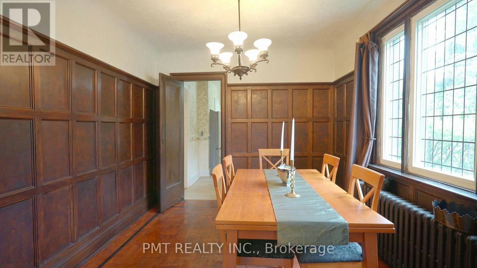 MAIN-2 Larkin Avenue, Toronto, ON, M6S 1L8 - 5