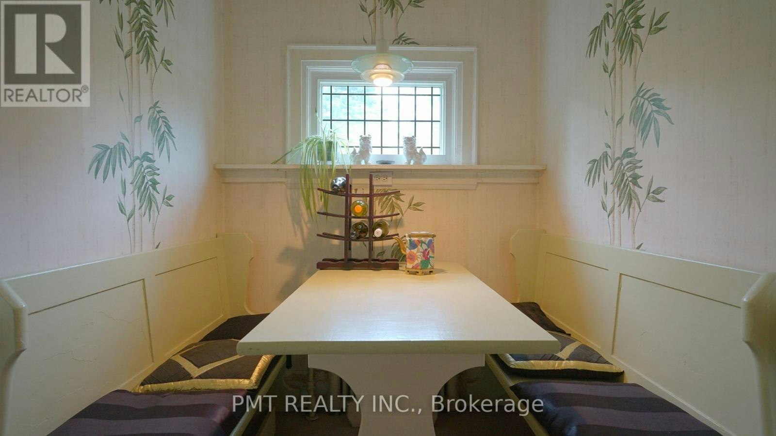 MAIN-2 Larkin Avenue, Toronto, ON, M6S 1L8 - 10