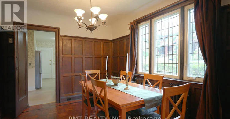 MAIN-2 Larkin Avenue, Toronto, ON, M6S 1L8 - 4