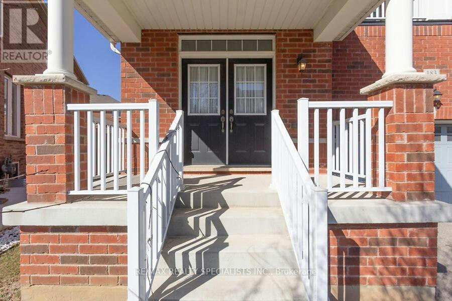 183 Huddlestone Crescent, Milton, ON, L9T 8M9 - 2