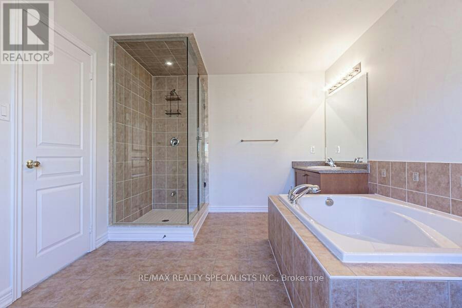 183 Huddlestone Crescent, Milton, ON, L9T 8M9 - 25