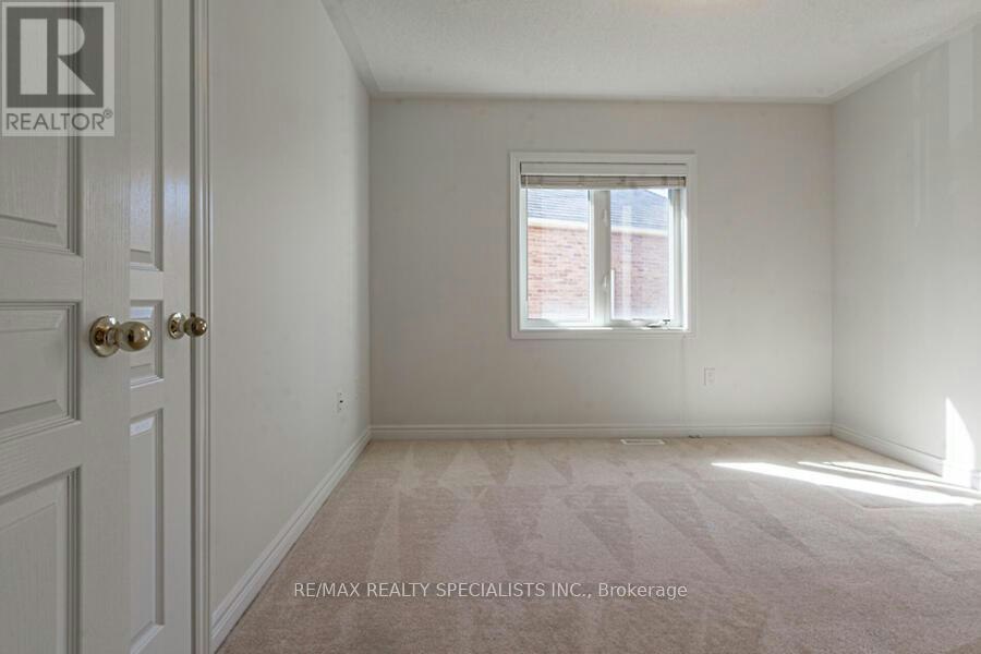 183 Huddlestone Crescent, Milton, ON, L9T 8M9 - 35