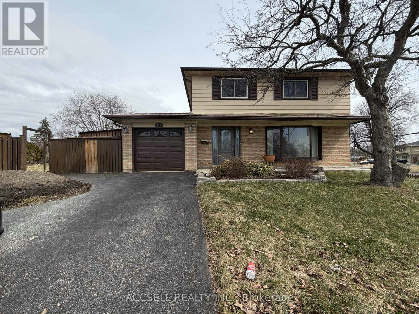 135 Mountainview Road S, Halton Hills, ON, L7G 4K2