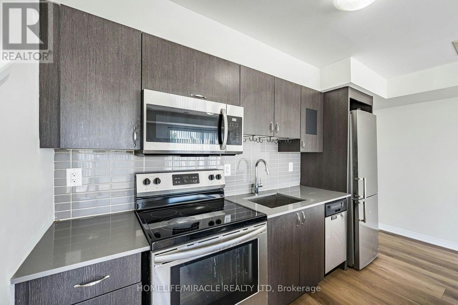 8-161 William Duncan Road, Toronto, ON, M3K 0B9 - 16