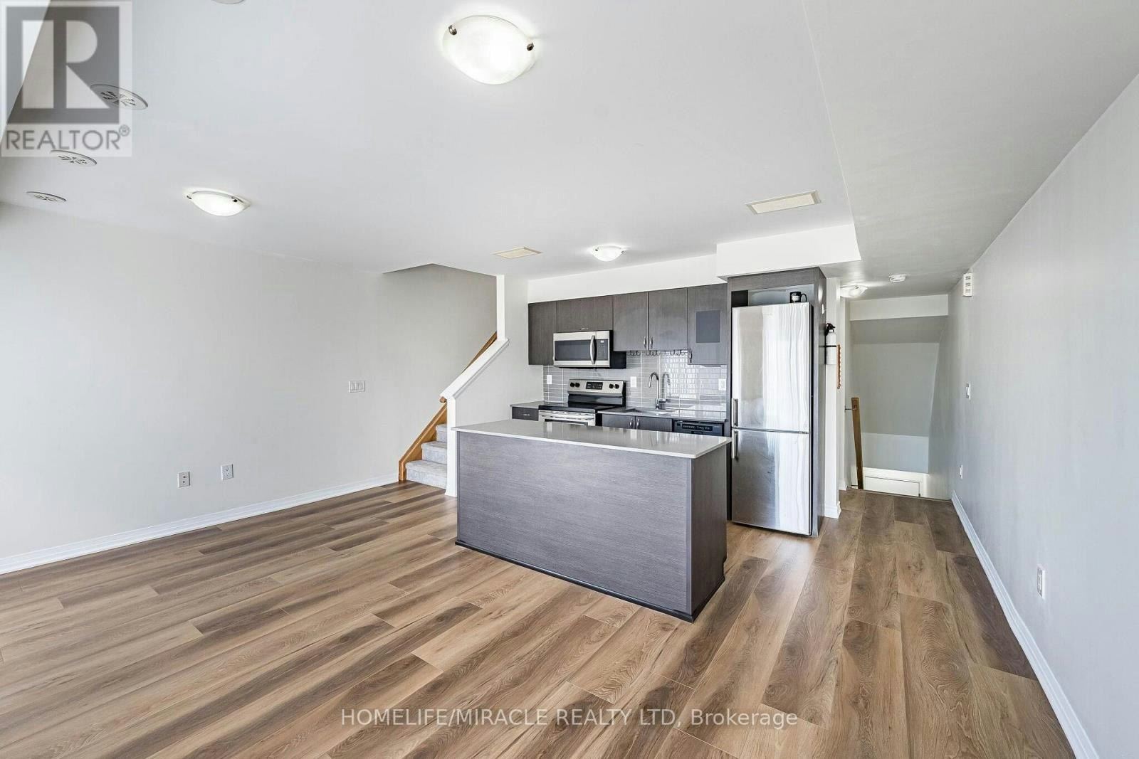 8-161 William Duncan Road, Toronto, ON, M3K 0B9 - 14