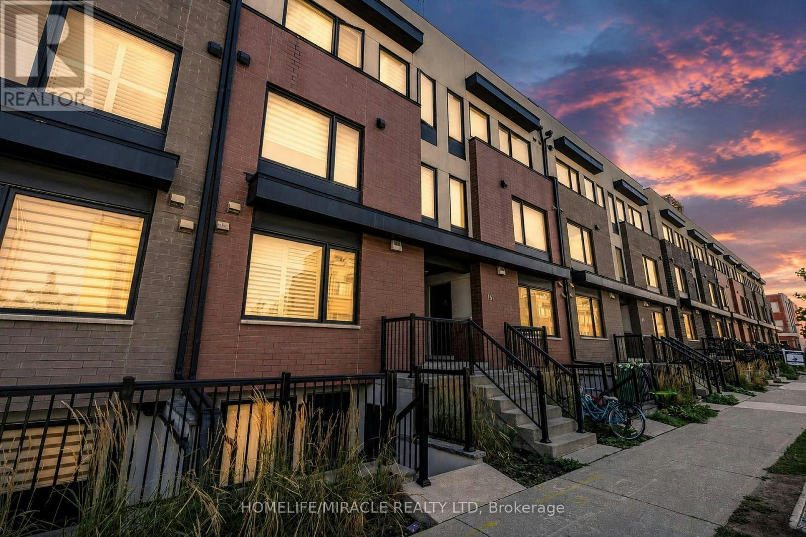 8-161 William Duncan Road, Toronto, ON, M3K 0B9 - 3