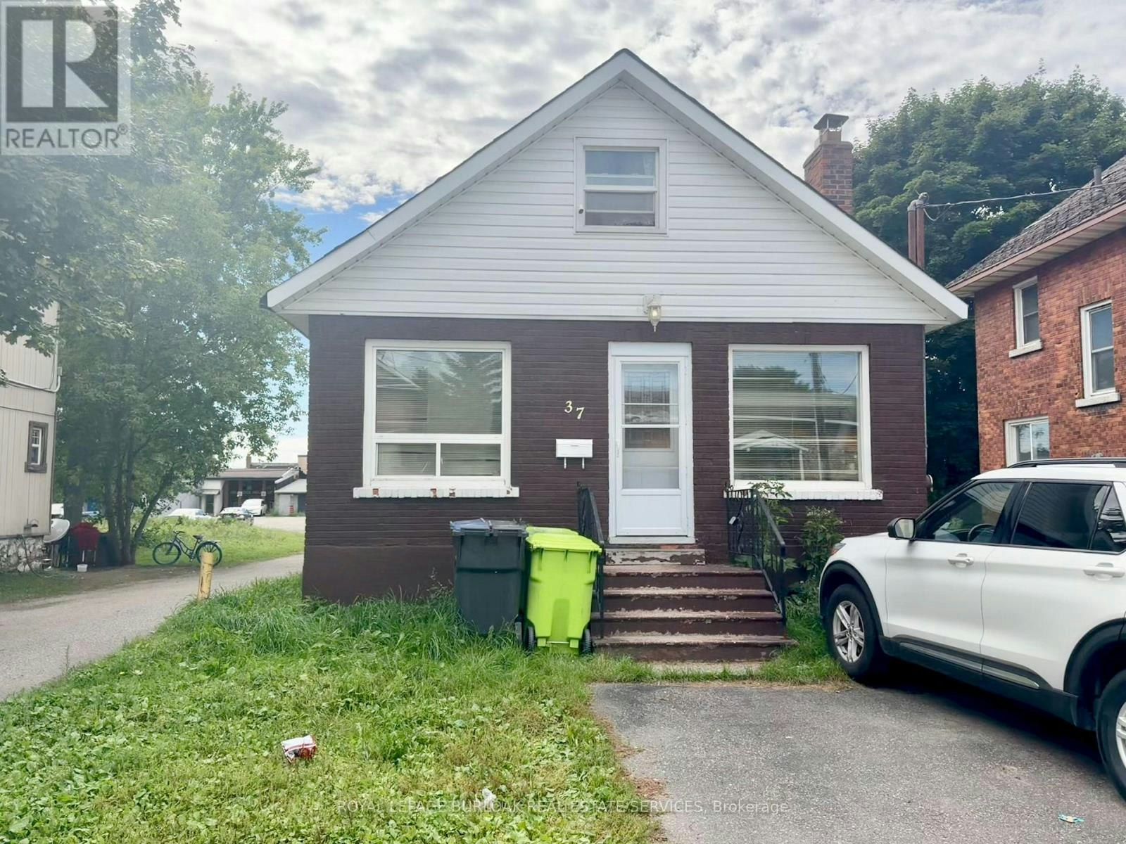 37 Albert Street E, Sault Ste. Marie, ON, P6A 2H7