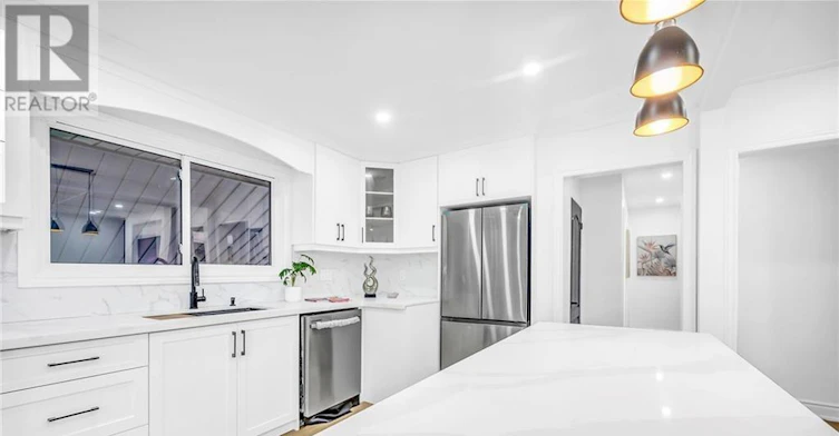 UPPER-170 Terrace Drive, Hamilton, ON, L9A 2Z1 - 8