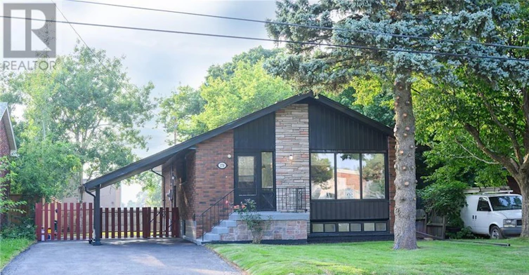 UPPER-170 Terrace Drive, Hamilton, ON, L9A 2Z1
