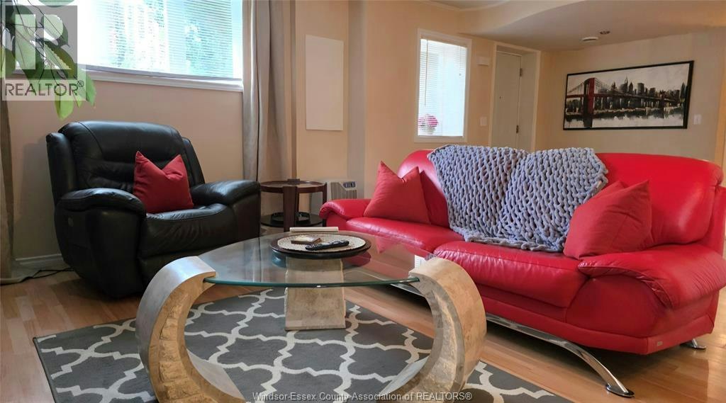 1-1805 Northway, Windsor, ON, N9B 3M1 - 3