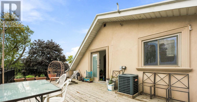 399A Palmerston Blvd Boulevard, Toronto, ON, M6G 2N7 - 9